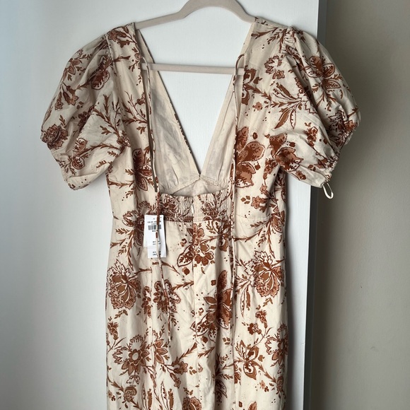Abercrombie & Fitch Backless Floral Dress in Cream and Brown - Picture 2 of 3